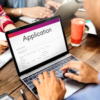 online-application_53876-21746